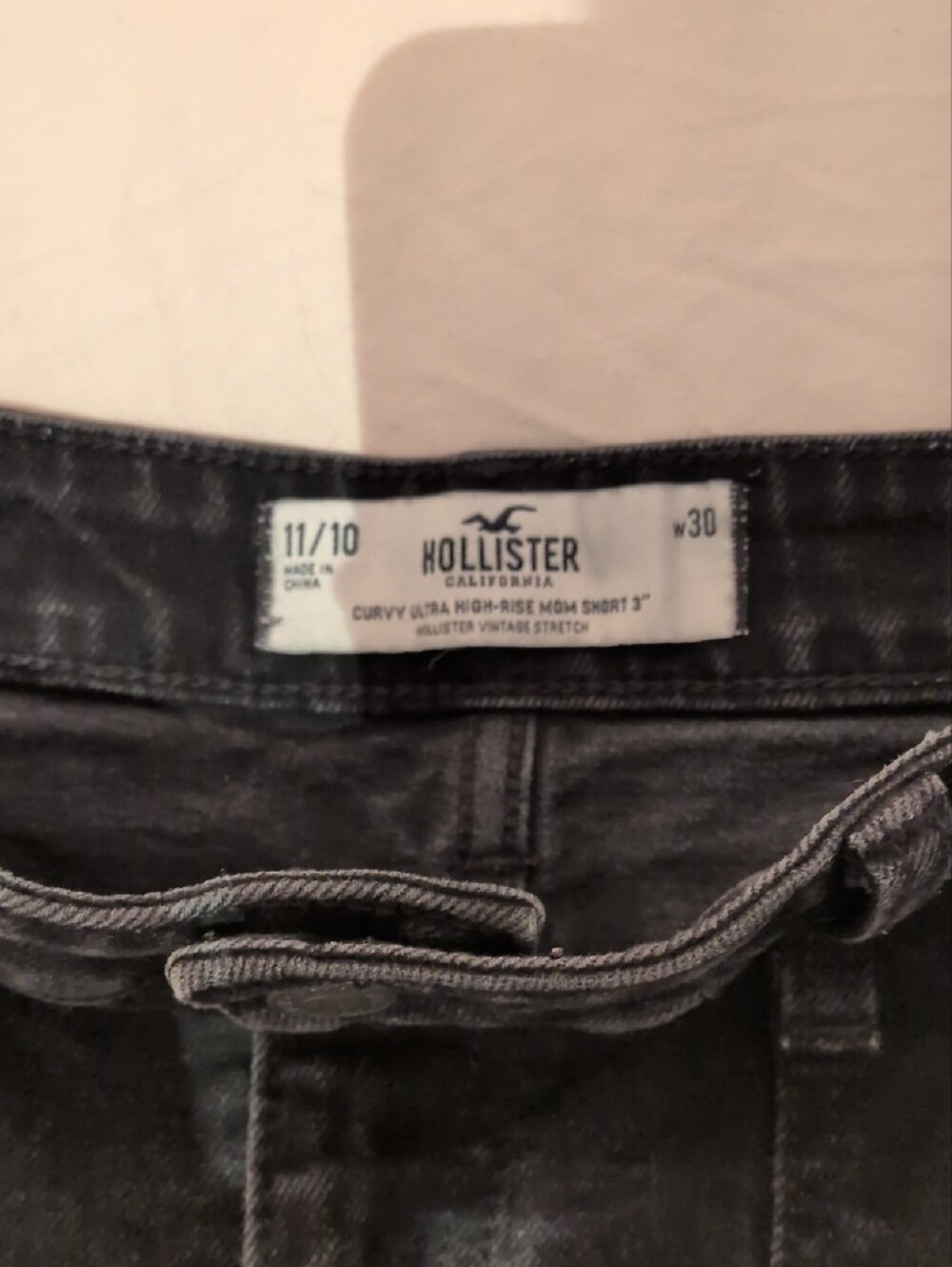 Hollister Washed Black Cargo Denim Shorts - Picture 2 of 4